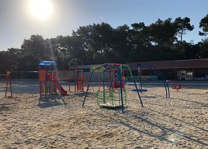 Mobile Bartol אתר קמפינג *